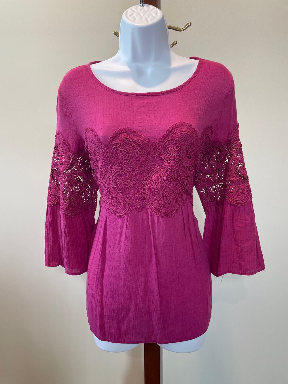 New Directions Long Sleeve Top Size M Fuchsia Pink